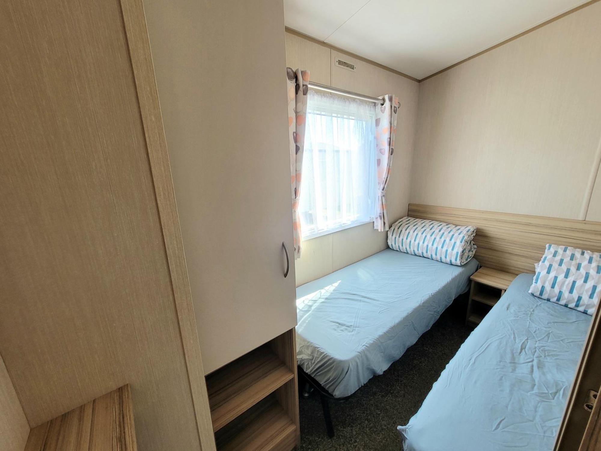 Remarkable 5-bed In